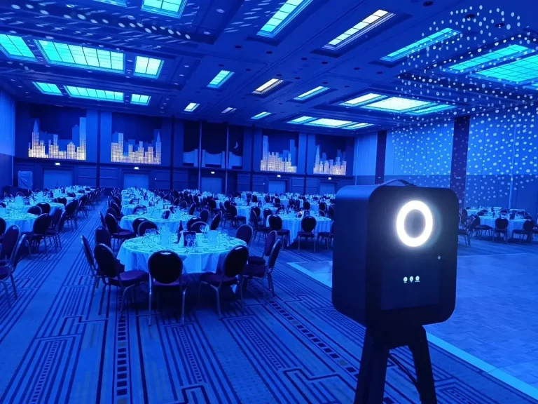 Photobooth installé lors d’un dîner de gala d’entreprise