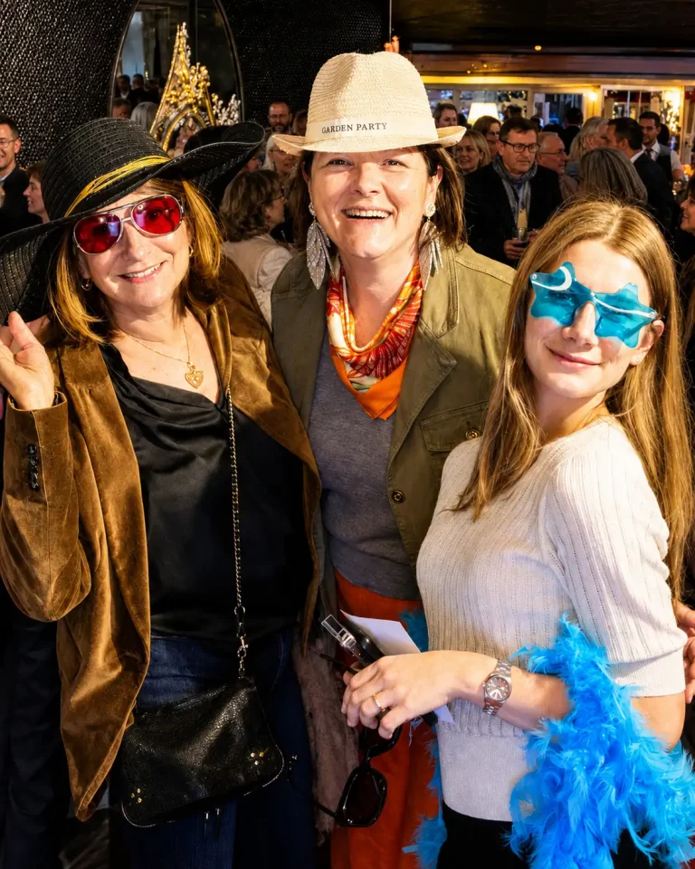 Accessoire photobooth lors d'un Garden Party
